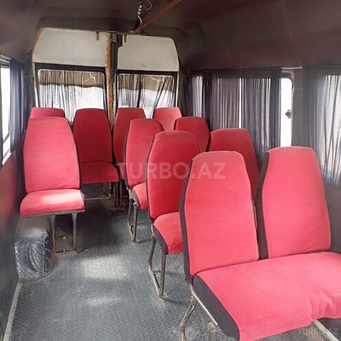 Mercedes Sprinter 208 1993, 300,000 km - 2.3 l - Tovuz
