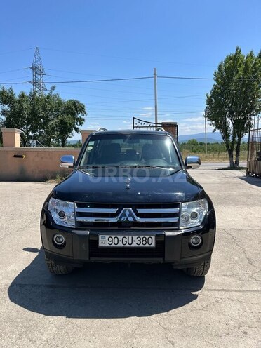 Mitsubishi Pajero 2007, 103,445 km - 3.0 l - Quba