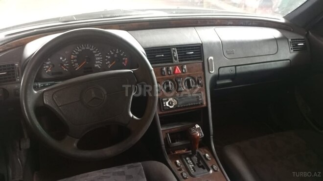 Mercedes C 200 1998, 258,699 km - 2.0 л - Şəmkir