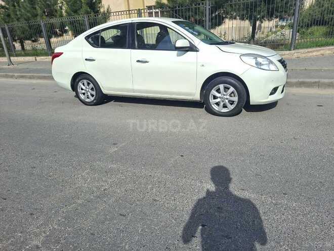 Nissan Sunny 2013, 373,754 km - 1.5 l - Qəbələ