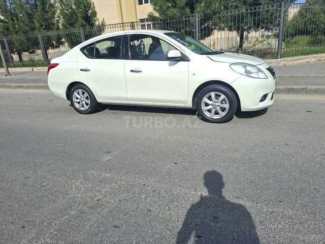 Nissan Sunny 2013, 373,754 km - 1.5 l - Qəbələ