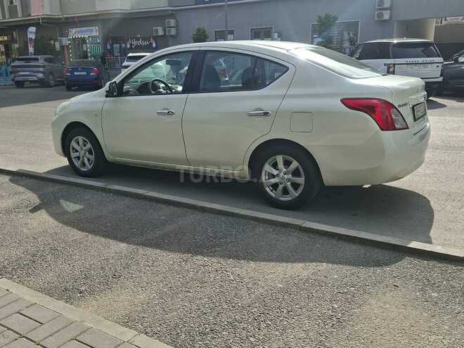 Nissan Sunny 2013, 373,754 km - 1.5 l - Qəbələ