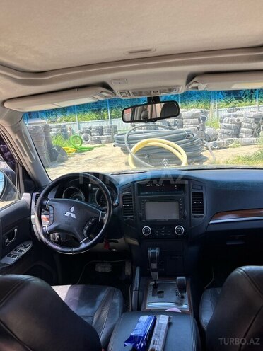 Mitsubishi Pajero 2007, 103,445 km - 3.0 l - Quba