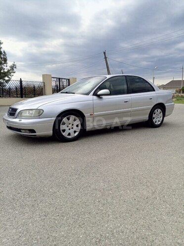 Opel Omega 1999, 382,300 km - 2.5 l - Yevlax