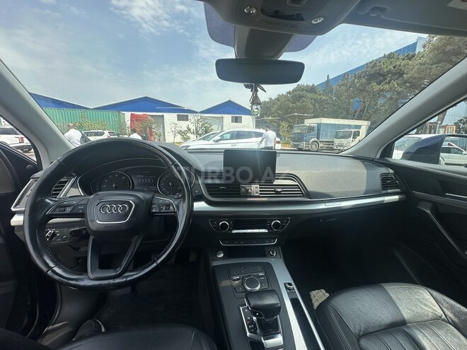 Audi Q5 2017, 120,000 km - 2.0 l - Bakı