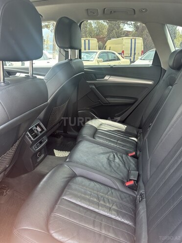 Audi Q5 2017, 120,000 km - 2.0 l - Bakı