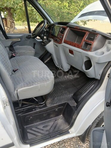 Ford Transit 2007, 280,000 km - 2.4 л - Quba