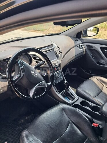 Hyundai Elantra 2015, 190,000 km - 1.8 l - Bakı