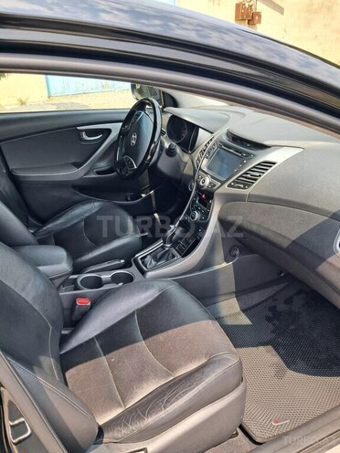 Hyundai Elantra 2015, 190,000 km - 1.8 l - Bakı