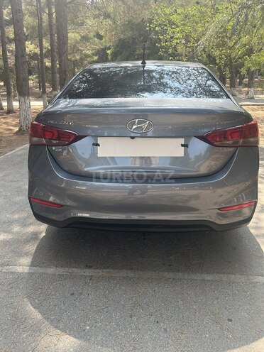 Hyundai Accent 2018, 160,854 km - 1.6 л - Sumqayıt
