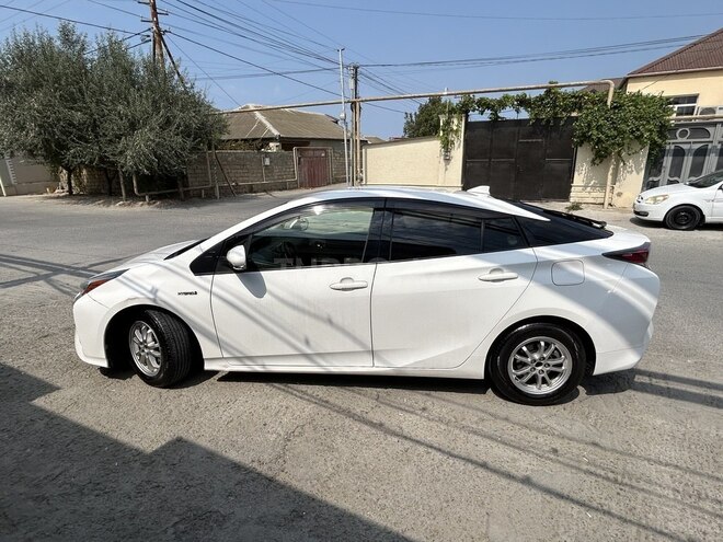 Toyota Prius 2016, 155,000 km - 1.8 l - Bakı