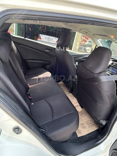 Toyota Prius 2016, 155,000 km - 1.8 l - Bakı