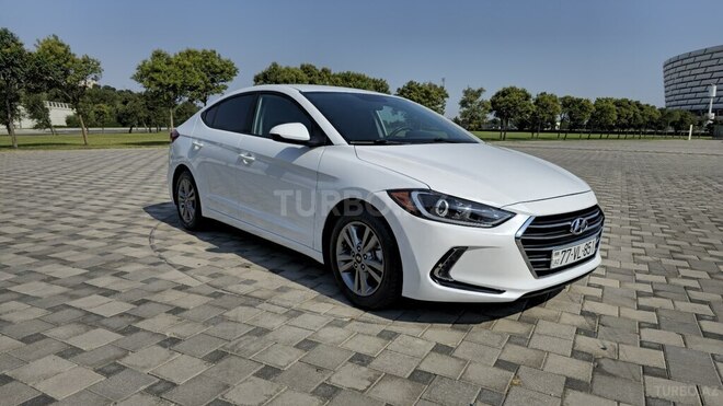 Hyundai Elantra 2018, 62,000 km - 2.0 l - Bakı