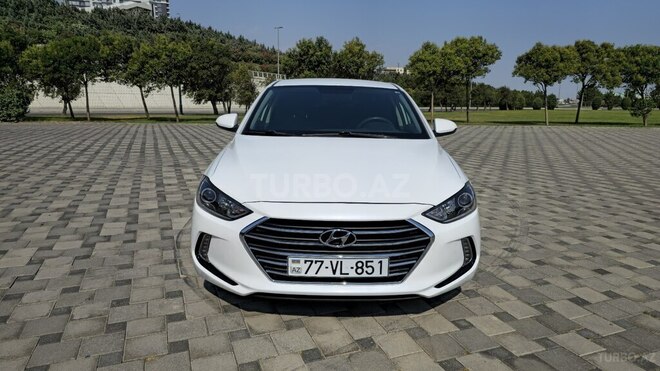 Hyundai Elantra 2018, 62,000 km - 2.0 l - Bakı