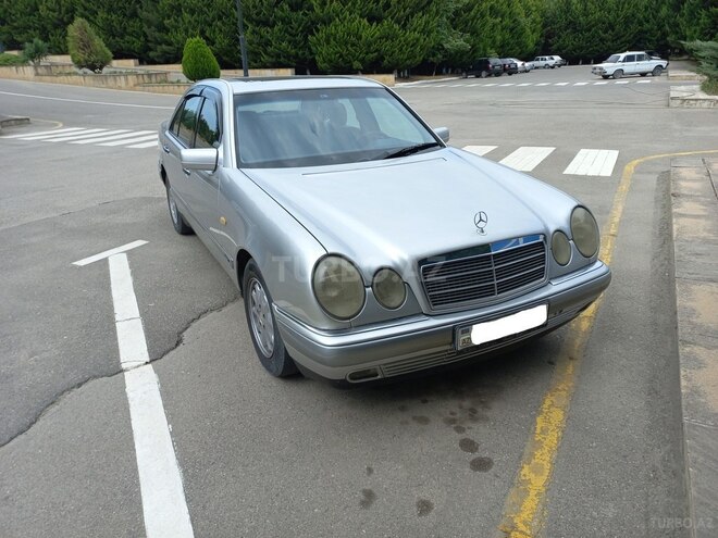 Mercedes E 200 1998, 259,400 km - 2.2 l - Xaçmaz