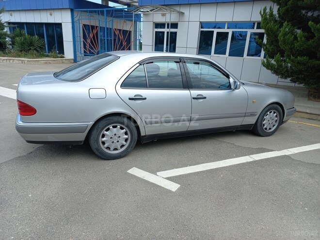 Mercedes E 200 1998, 259,400 km - 2.2 l - Xaçmaz