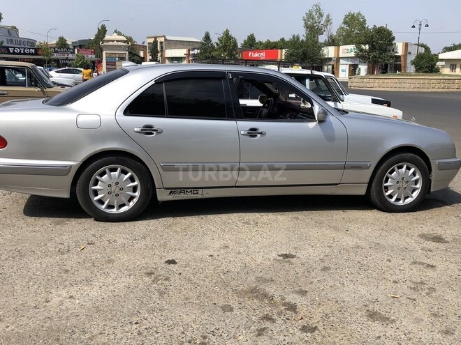 Mercedes E 280 2000, 898,007 km - 2.8 л - Gəncə