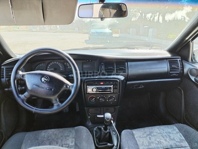 Opel Vectra 1998, 325,000 km - 1.6 l - Bakı