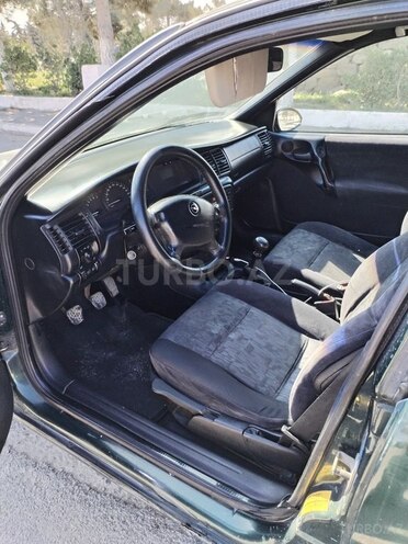 Opel Vectra 1998, 325,000 km - 1.6 l - Bakı