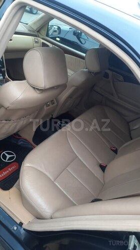 Mercedes E 240 1999, 334,000 km - 2.4 l - Qazax