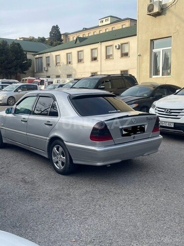 Mercedes C 220 d 1997, 516,745 km - 2.2 l - Bakı