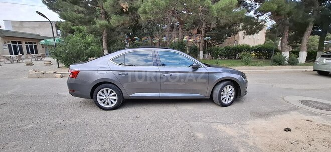 Skoda Superb 2023, 45,000 km - 2.0 l - Sumqayıt