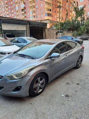 Hyundai Elantra 2013, 332,346 km - 1.8 л - Bakı