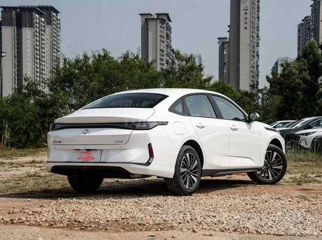 Changan Qiyuan A05 2025, 0 km - 1.5 l - Bakı