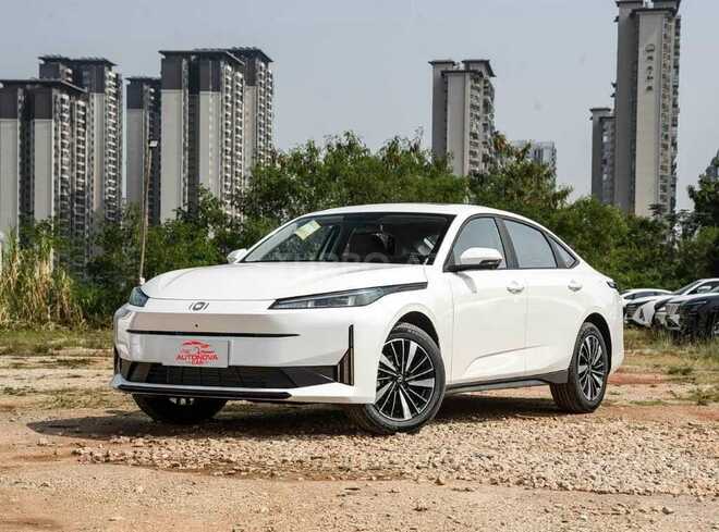Changan Qiyuan A05 2025, 0 km - 1.5 l - Bakı