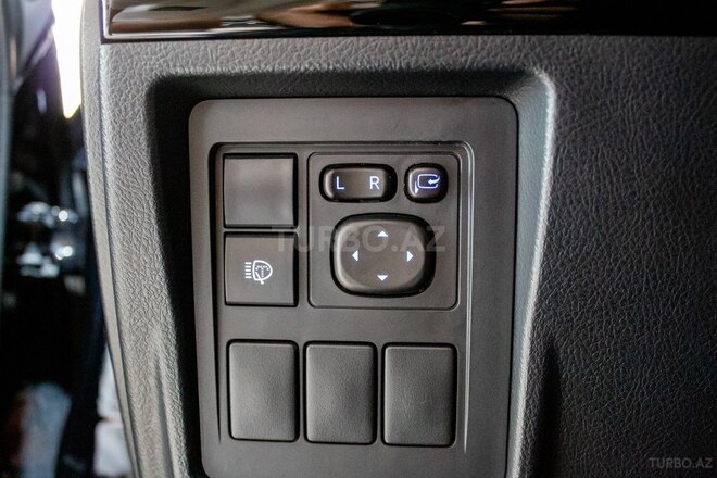Toyota Land Cruiser Prado 2018, 40,000 km - 2.7 l - Bakı