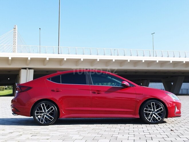 Hyundai Elantra 2019, 84,700 km - 1.6 l - Bakı