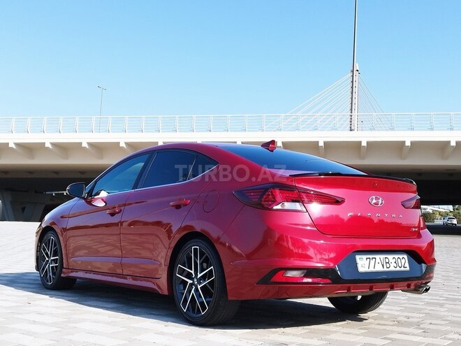 Hyundai Elantra 2019, 84,700 km - 1.6 l - Bakı