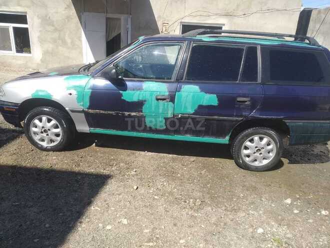 Opel Astra 1999, 300,000 km - 1.6 l - Quba