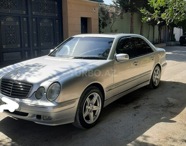 Mercedes E 240 2001, 365,000 km - 2.4 l - Bakı