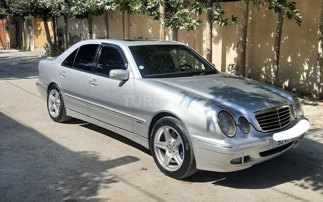 Mercedes E 240 2001, 365,000 km - 2.4 l - Bakı