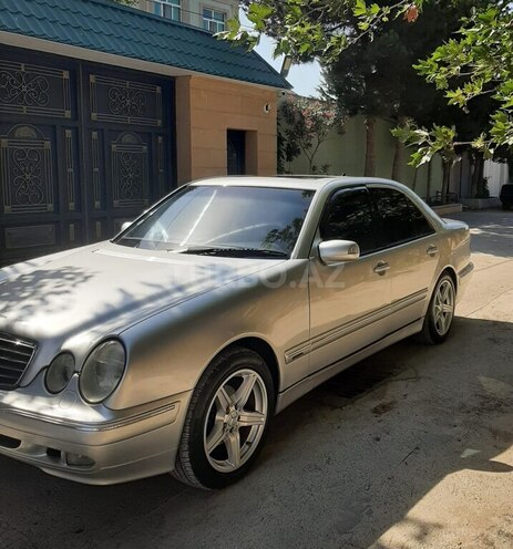 Mercedes E 240 2001, 365,000 km - 2.4 l - Bakı