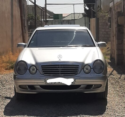 Mercedes E 240 2001, 365,000 km - 2.4 l - Bakı