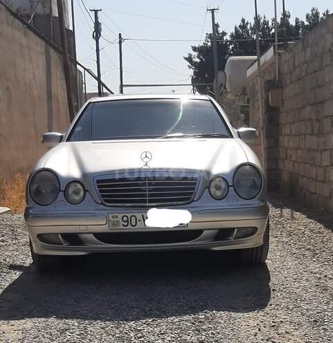 Mercedes E 240 2001, 365,000 km - 2.4 l - Bakı