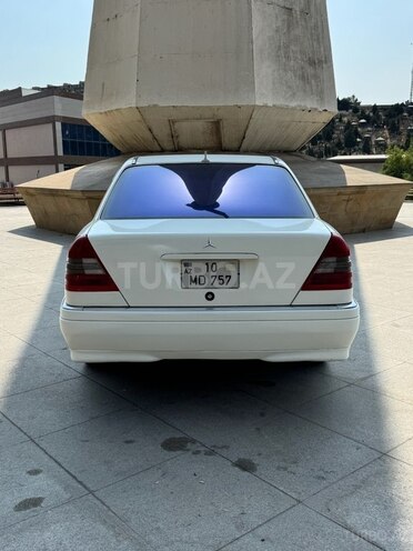 Mercedes C 220 1995, 255,800 km - 2.2 l - Bakı