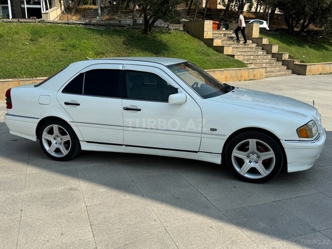 Mercedes C 220 1995, 255,800 km - 2.2 l - Bakı