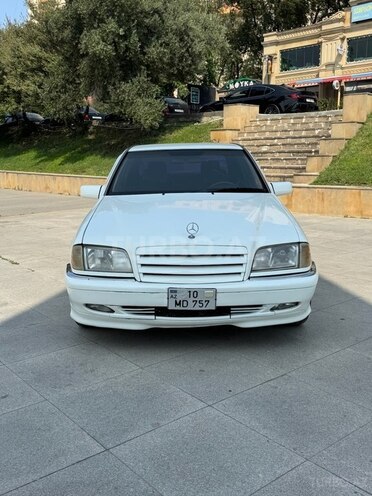 Mercedes C 220 1995, 255,800 km - 2.2 l - Bakı