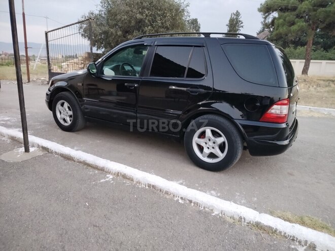Mercedes ML 320 4MATIC 2000, 359,888 km - 3.2 l - Tovuz