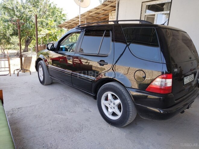 Mercedes ML 320 4MATIC 2000, 359,888 km - 3.2 l - Tovuz