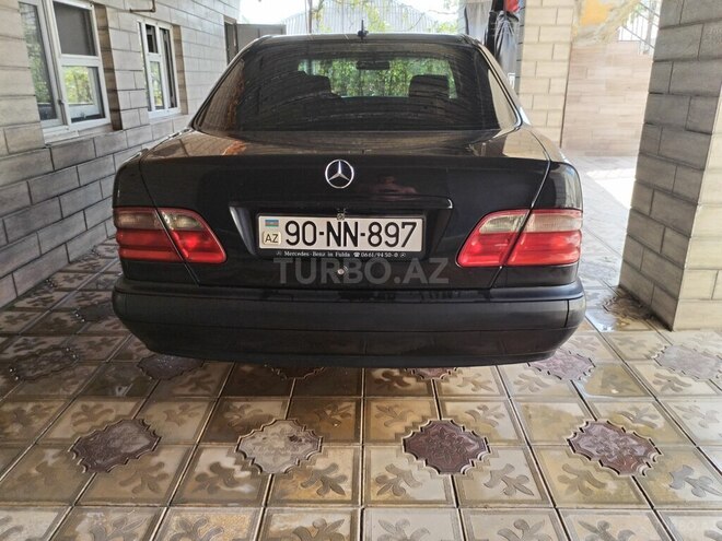 Mercedes E 220 d 2000, 267,000 km - 2.2 л - Bakı