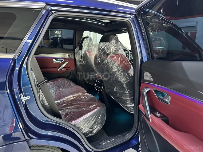 Jetour X70 PLUS 2023, 28,200 km - 1.6 l - Bakı