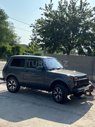 LADA (VAZ) Niva 2019, 126,000 km - 1.7 л - Salyan