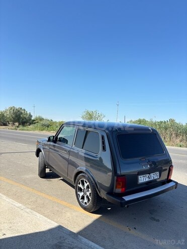 LADA (VAZ) Niva 2019, 126,000 km - 1.7 л - Salyan