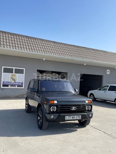 LADA (VAZ) Niva 2019, 126,000 km - 1.7 л - Salyan