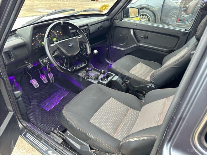LADA (VAZ) Niva 2019, 126,000 km - 1.7 л - Salyan