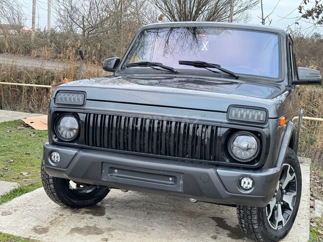 LADA (VAZ) Niva 2019, 126,000 km - 1.7 л - Salyan
